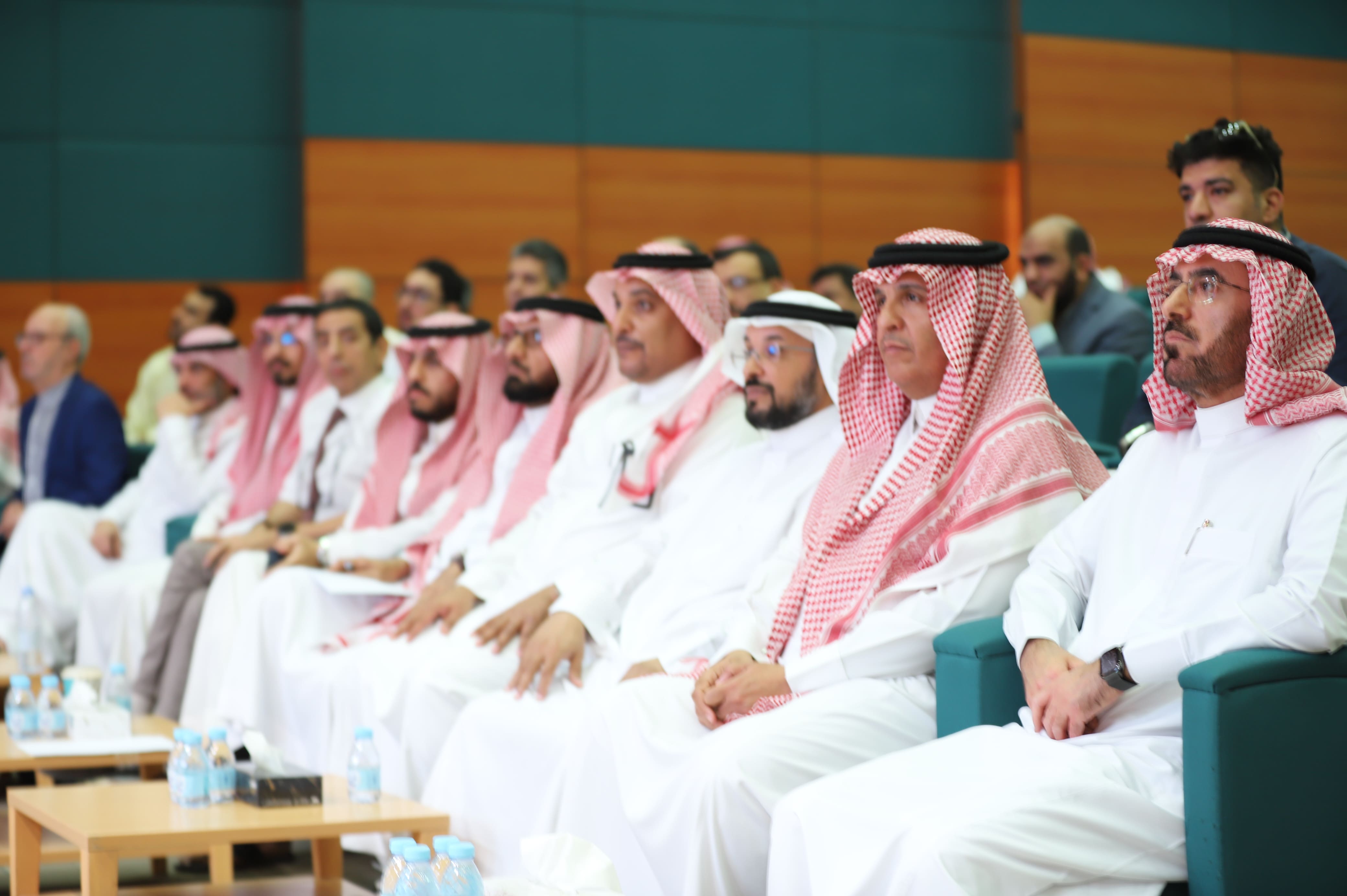 كليات الشرق العربي تقيم ملتقى الرؤية